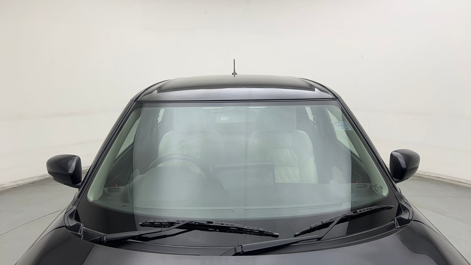 Used 2025 Maruti Suzuki Swift VXi CNG Cng Manual exterior FRONT WINDSHIELD VIEW
