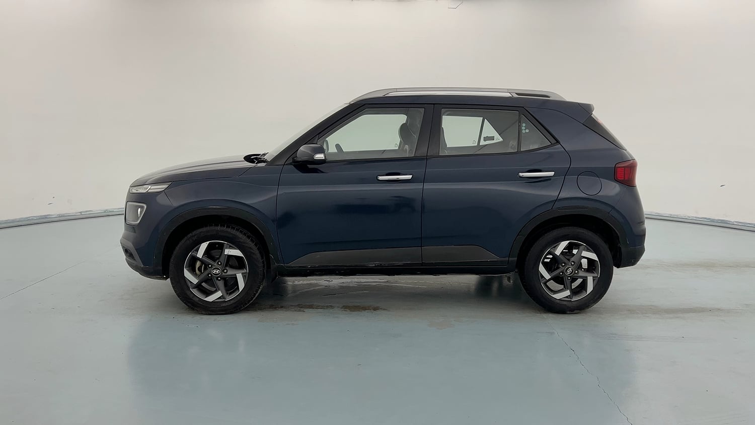 Used 2019 Hyundai Venue SX Plus 1.0L Turbo DCT Sport Petrol Automatic exterior LEFT SIDE VIEW