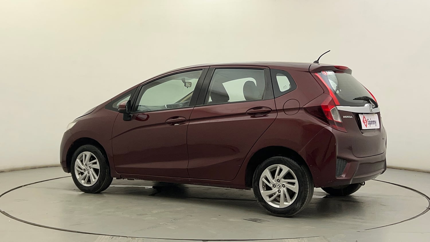 Used 2015 Honda Jazz V AT Petrol Petrol Automatic exterior LEFT REAR CORNER VIEW