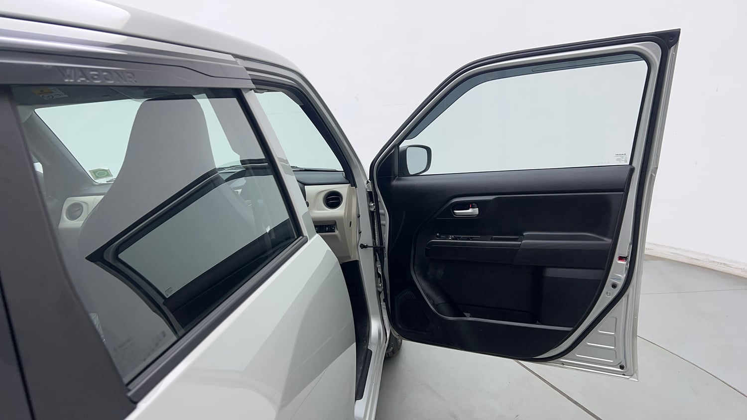Used 2025 Maruti Suzuki Wagon R VXI 1.0 Petrol Manual interior RIGHT FRONT DOOR OPEN VIEW
