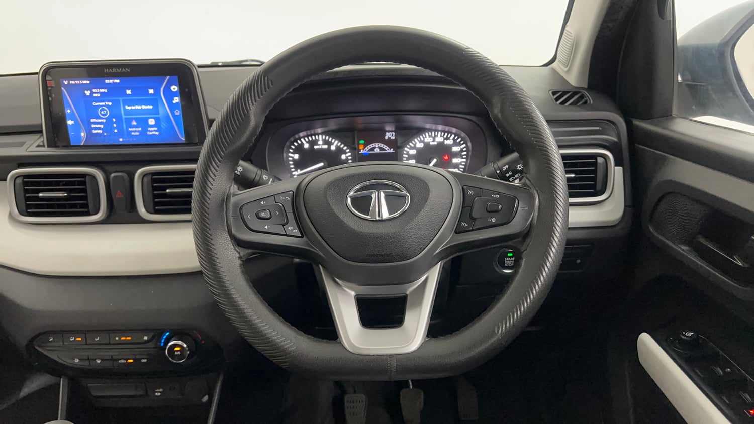 Used 2022 Tata Punch Accomplished Dazzle Pack MT Petrol Manual interior STEERING VIEW