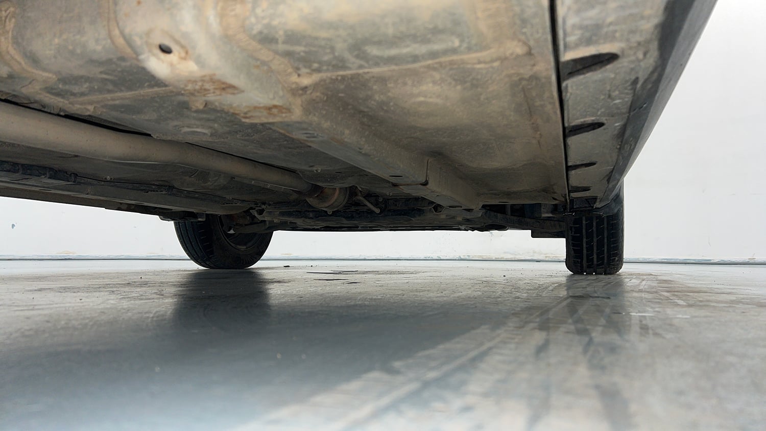 Used 2024 Hyundai Exter S 1.2 MT Petrol Manual extra REAR RIGHT UNDERBODY VIEW