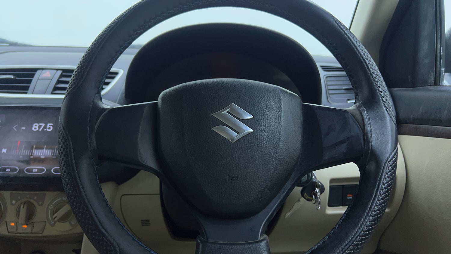Used 2016 Maruti Suzuki Swift Dzire VXI AT Petrol Automatic top_features Steering mounted controls