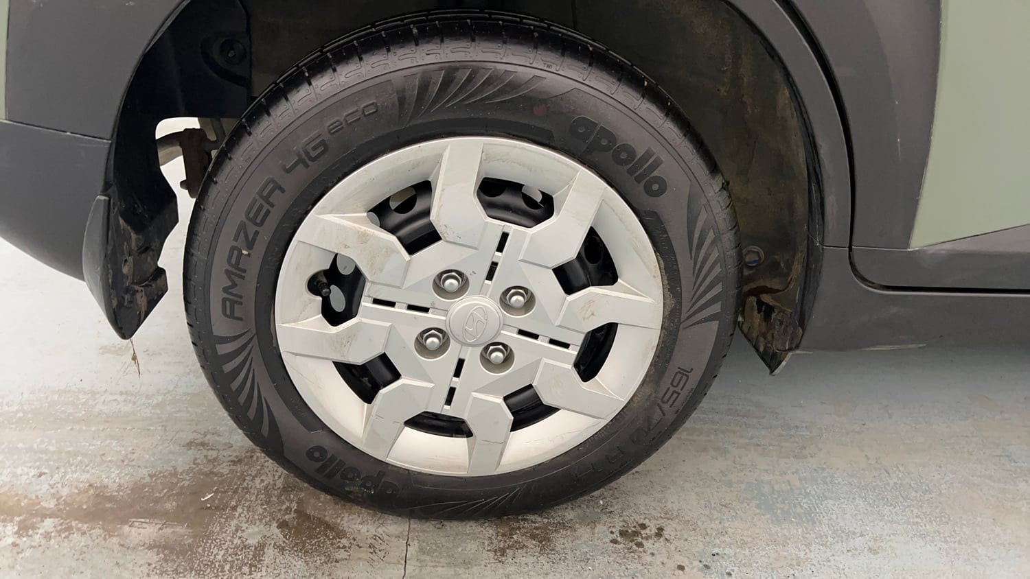 Used 2024 Hyundai Exter S 1.2 MT Petrol Manual tyres RIGHT REAR TYRE RIM VIEW