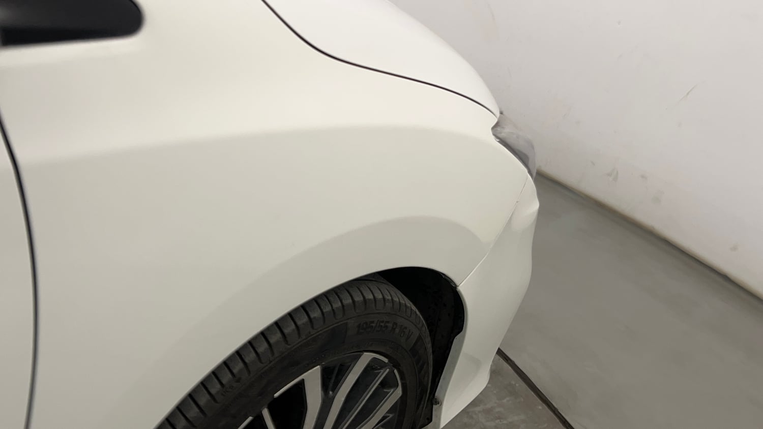 Used 2017 Honda City ZX CVT Petrol Petrol Automatic dents MINOR SCRATCH