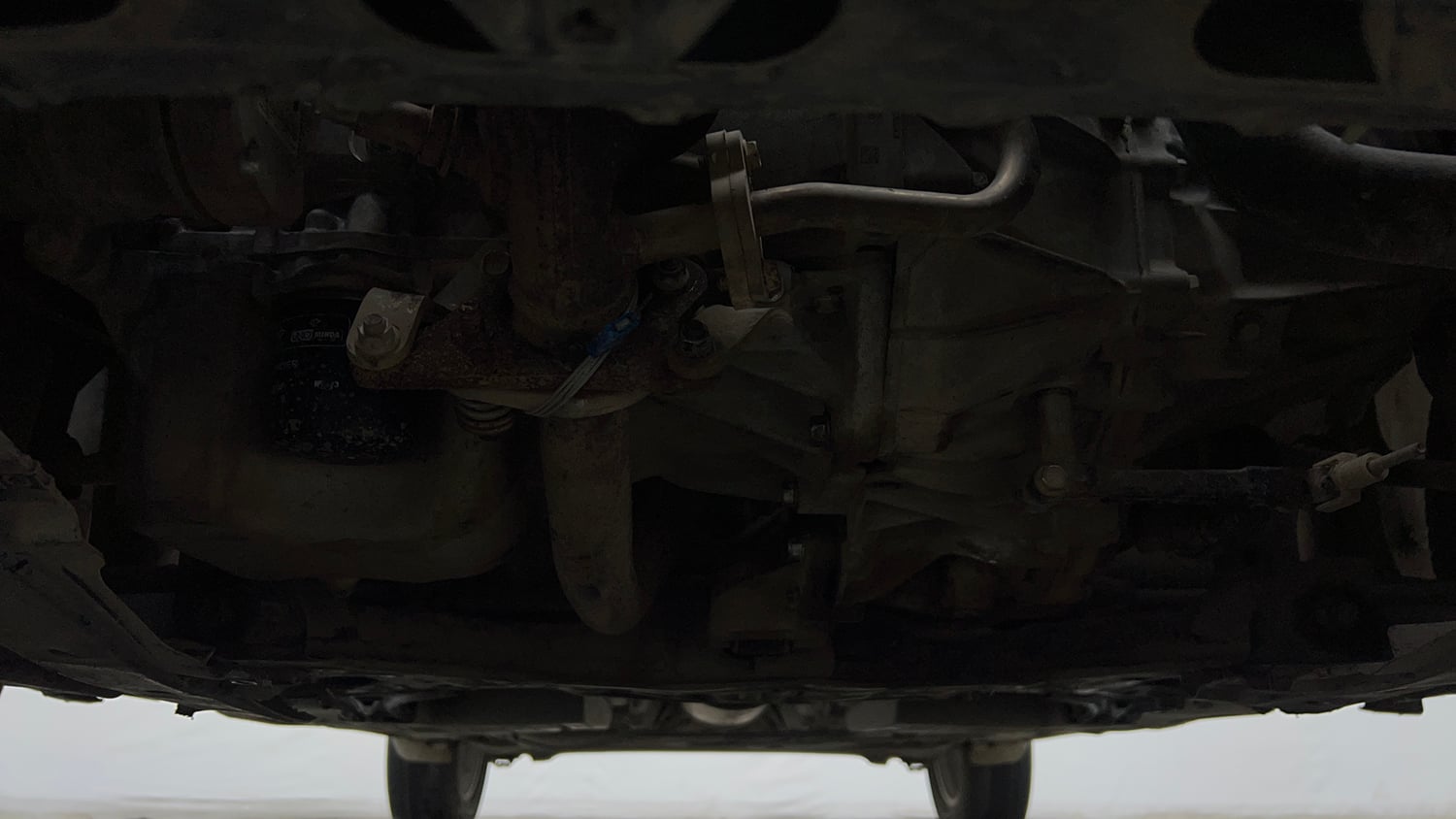 Used 2023 Maruti Suzuki Swift ZXi CNG Cng Manual extra FRONT LEFT UNDERBODY VIEW