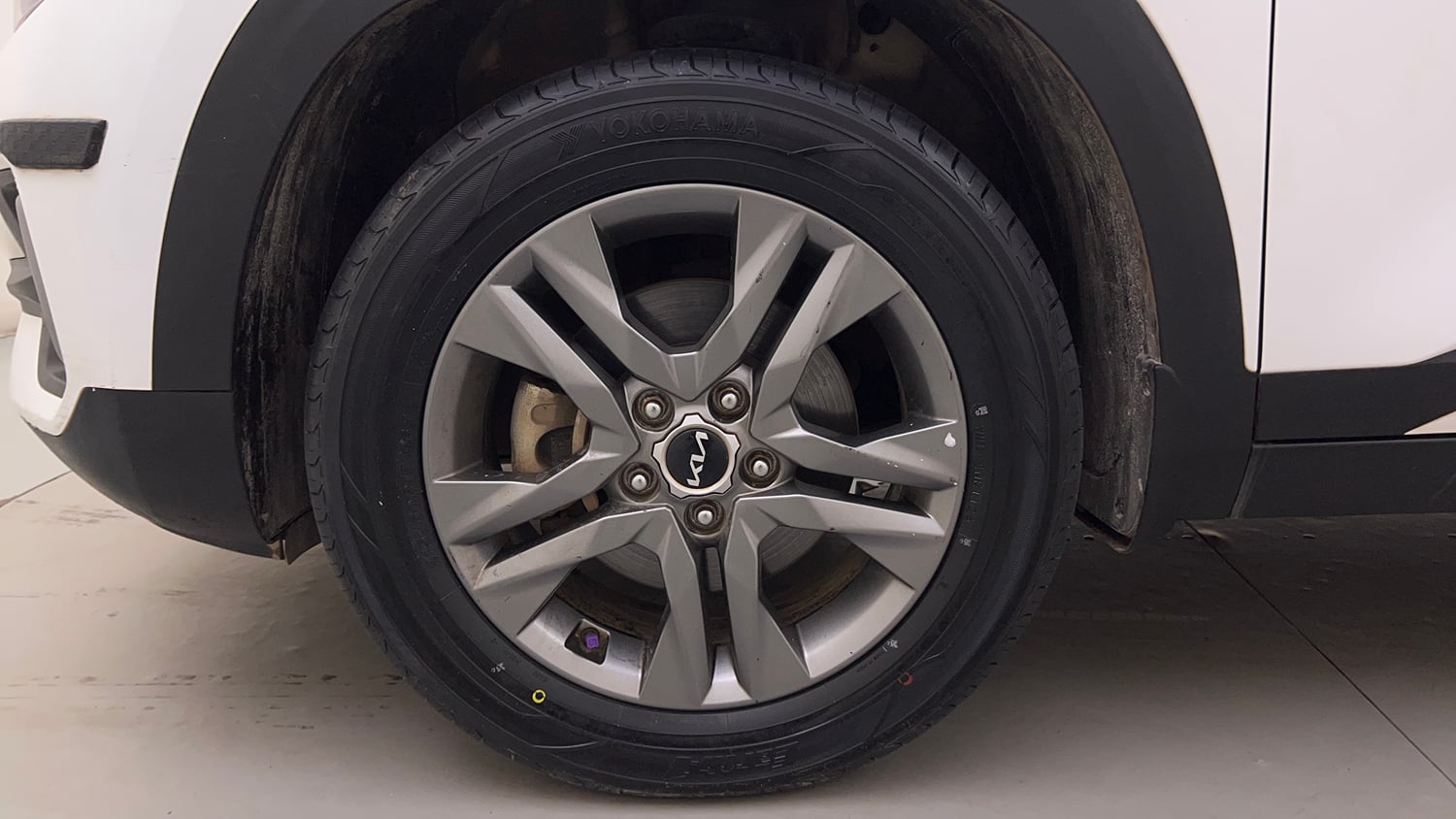 Used 2022 Kia Seltos HTX 1.5 Petrol Manual tyres LEFT FRONT TYRE RIM VIEW