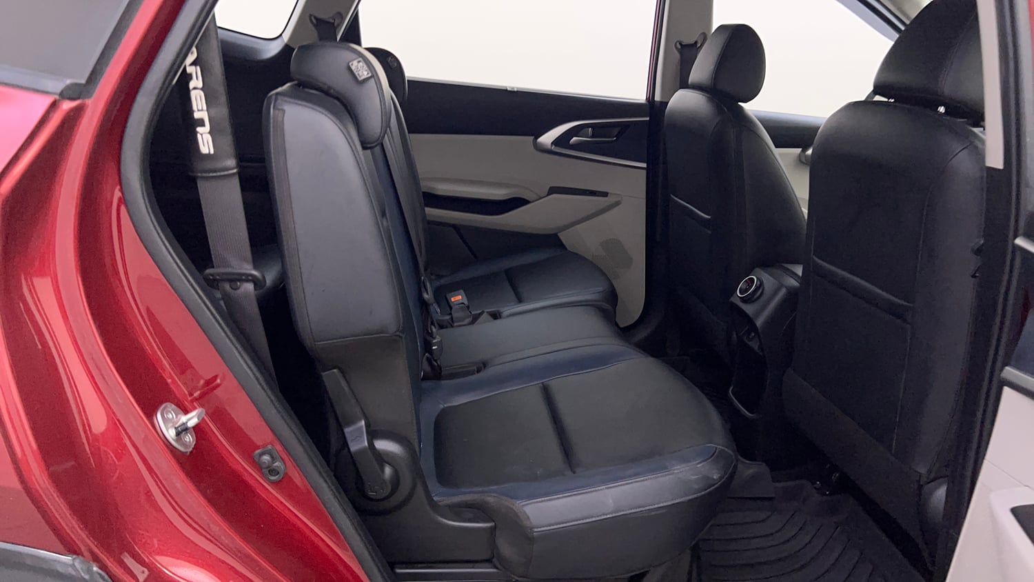 Used 2025 Kia Carens Premium (O) 1.5 Petrol 7 STR Petrol Manual interior RIGHT SIDE REAR DOOR CABIN VIEW