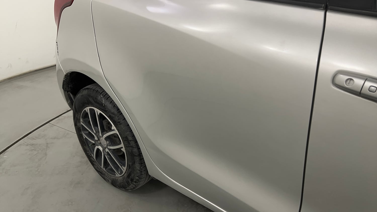 Used 2019 Maruti Suzuki Swift ZXi Plus Petrol Manual dents MINOR SCRATCH