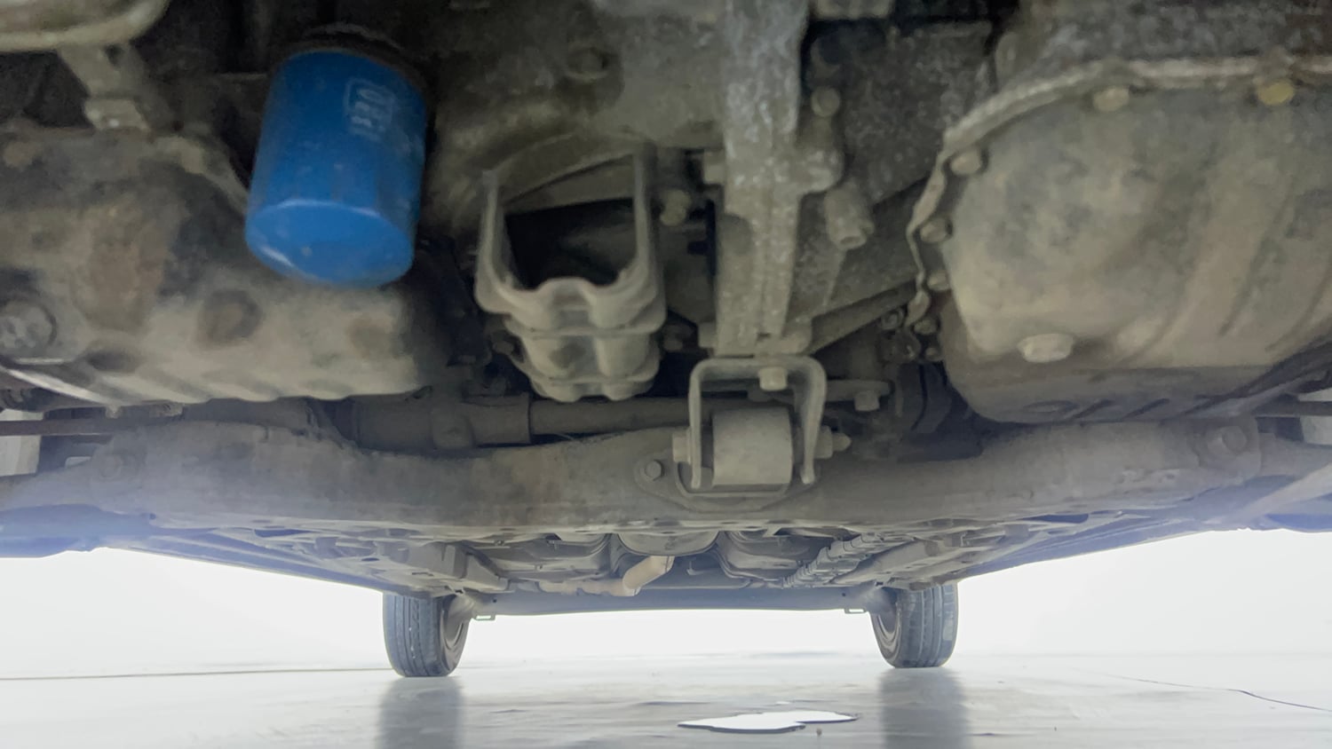 Used 2016 Hyundai Grand i10 Asta AT 1.2 Kappa VTVT Petrol Automatic extra FRONT LEFT UNDERBODY VIEW