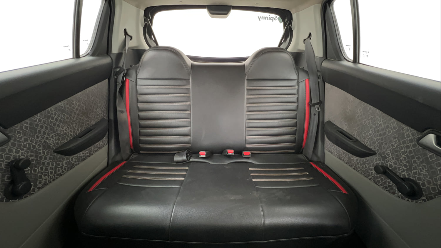 Used 2017 Maruti Suzuki Alto 800 LXi Petrol Manual interior REAR SEAT CONDITION VIEW