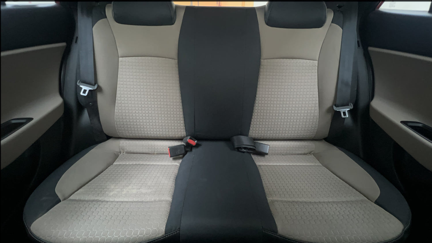 Used 2017 Hyundai Elite i20 Asta 1.2 Petrol Manual interior REAR SEAT CONDITION VIEW