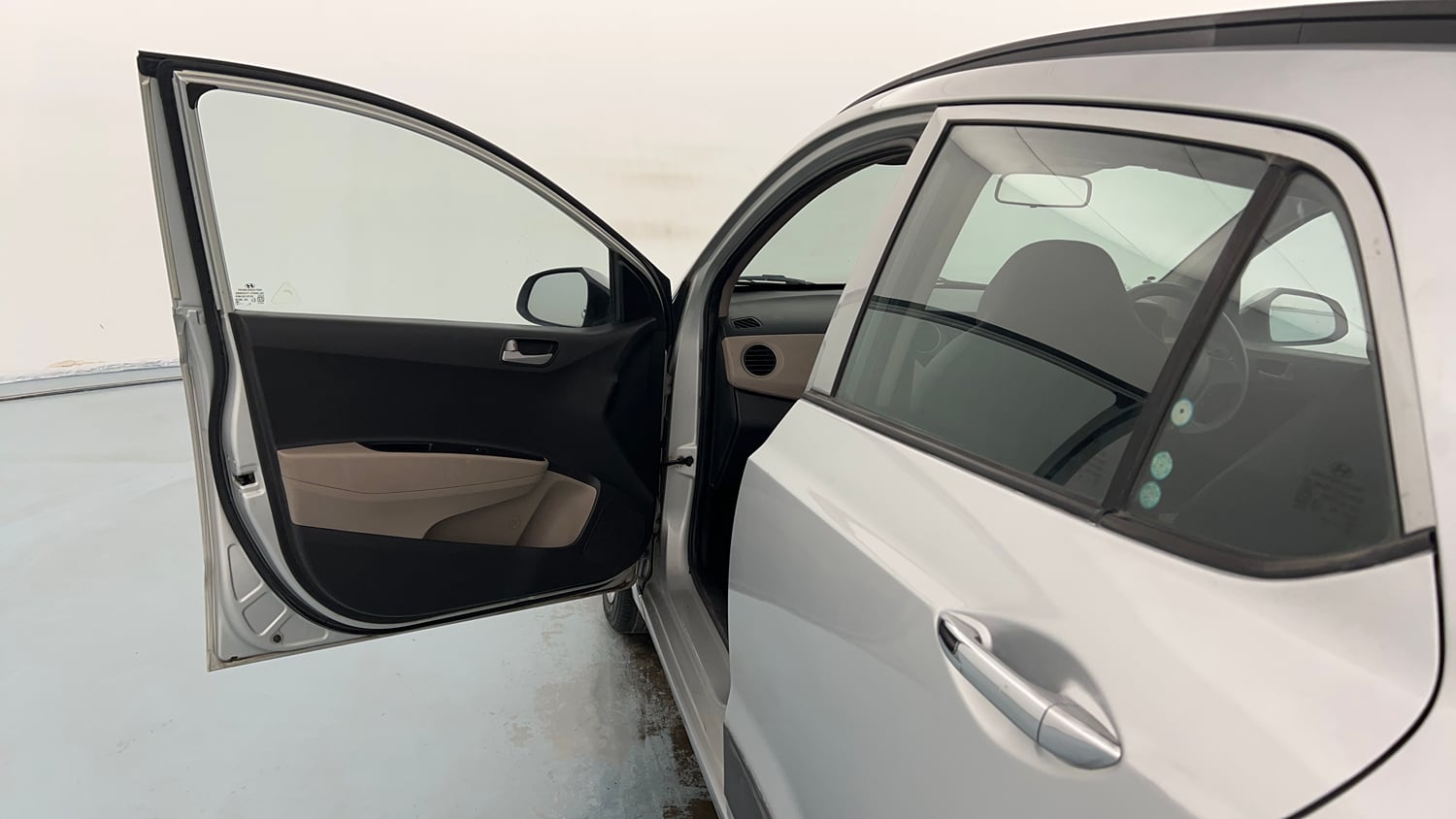 Used 2015 Hyundai Grand i10 Sportz 1.2 Kappa VTVT Petrol Manual interior LEFT FRONT DOOR OPEN VIEW