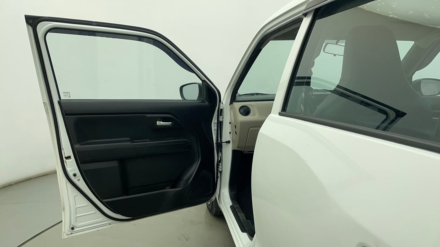 Used 2025 Maruti Suzuki Wagon R VXI 1.0 CNG Cng Manual interior LEFT FRONT DOOR OPEN VIEW