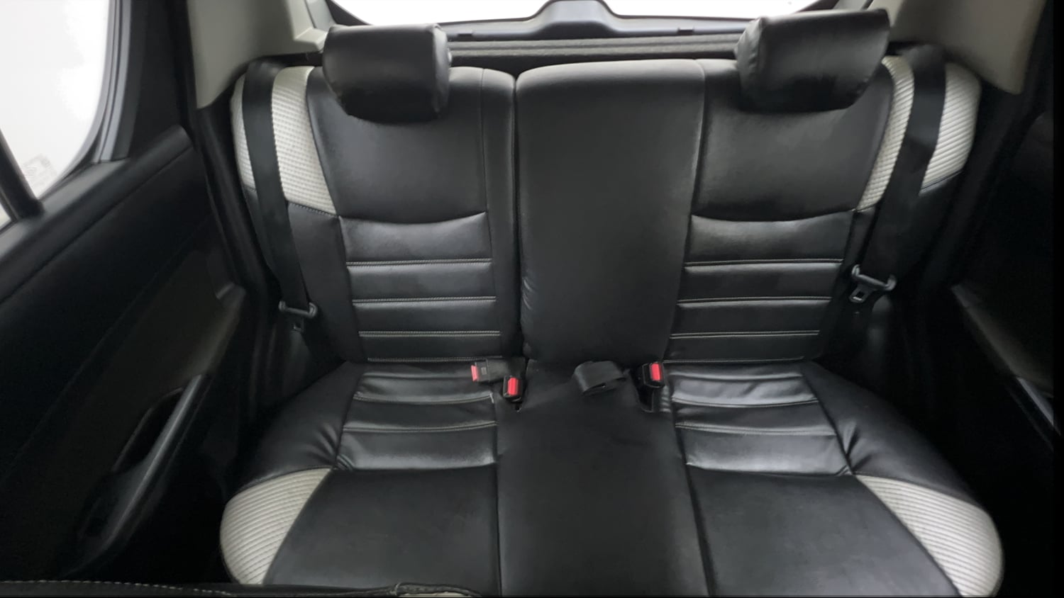 Used 2015 Maruti Suzuki Swift VXi Petrol Manual interior REAR SEAT CONDITION VIEW