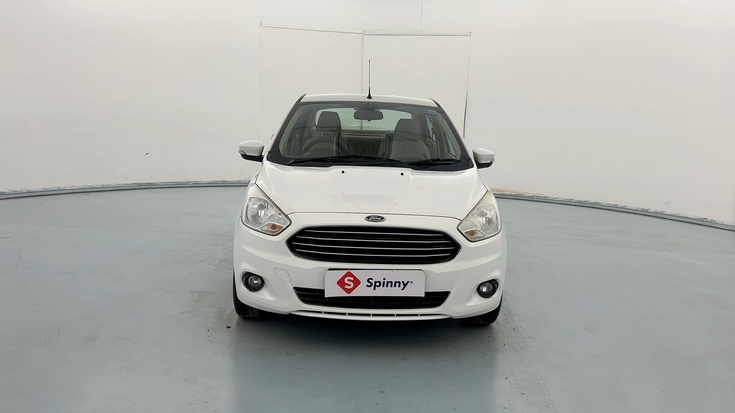 Used 2016 Ford Figo Aspire Trend 1.2 Ti-VCT Petrol Manual exterior FRONT VIEW