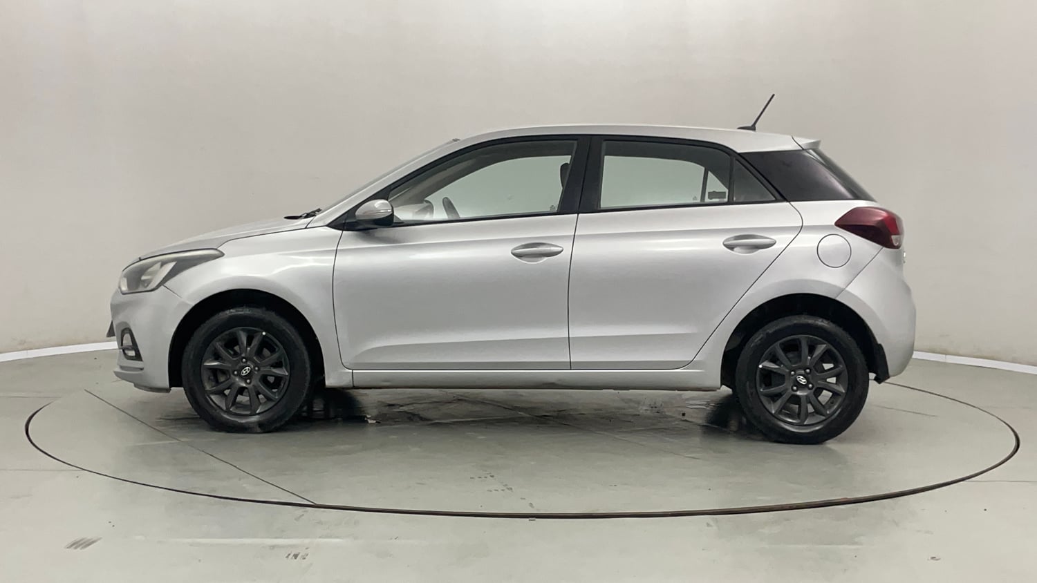 Used 2018 Hyundai Elite i20 Asta 1.2 Petrol Manual exterior LEFT SIDE VIEW