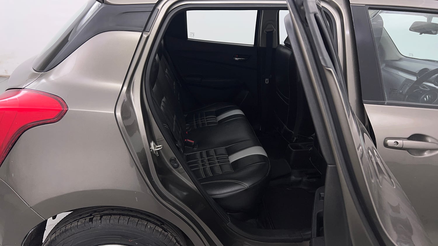 Used 2020 Maruti Suzuki Swift VXi Petrol Manual interior RIGHT SIDE REAR DOOR CABIN VIEW