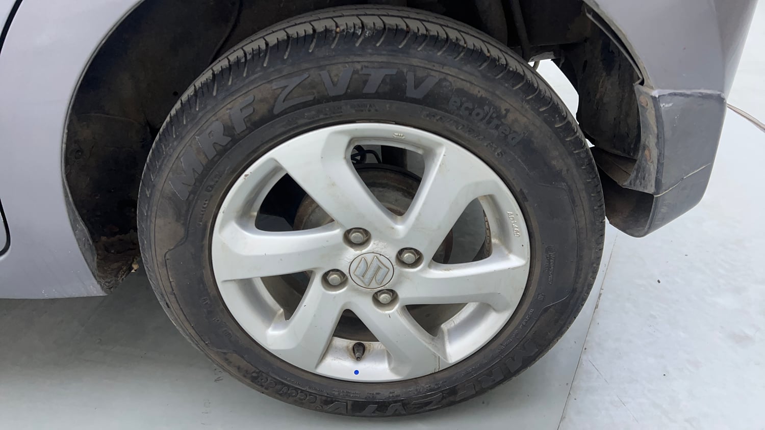Used 2015 Maruti Suzuki Celerio ZXi Opt Petrol Manual tyres LEFT REAR TYRE RIM VIEW