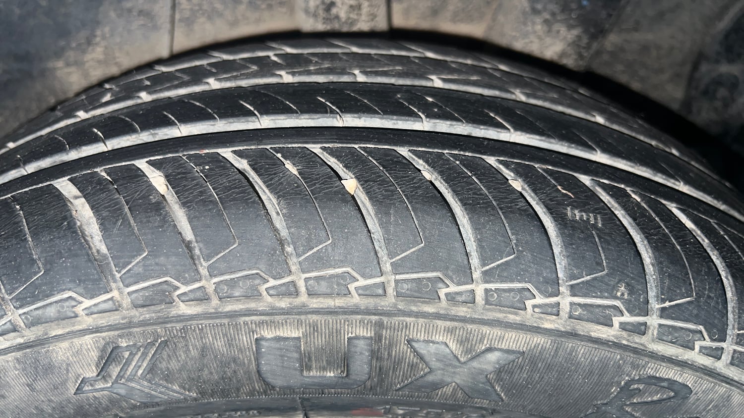 Used 2024 Hyundai Exter SX (O) 1.2 AMT Petrol Automatic tyres LEFT REAR TYRE TREAD VIEW