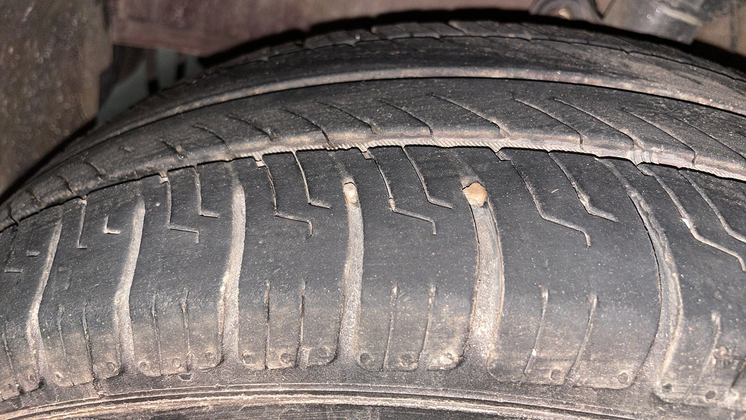 Used 2013 Honda Amaze 1.5 S i-DTEC Diesel Manual tyres LEFT FRONT TYRE TREAD VIEW