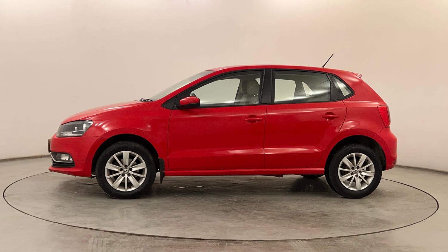 Used 2016 Volkswagen Polo Highline1.2L (P) Petrol Manual exterior LEFT SIDE VIEW
