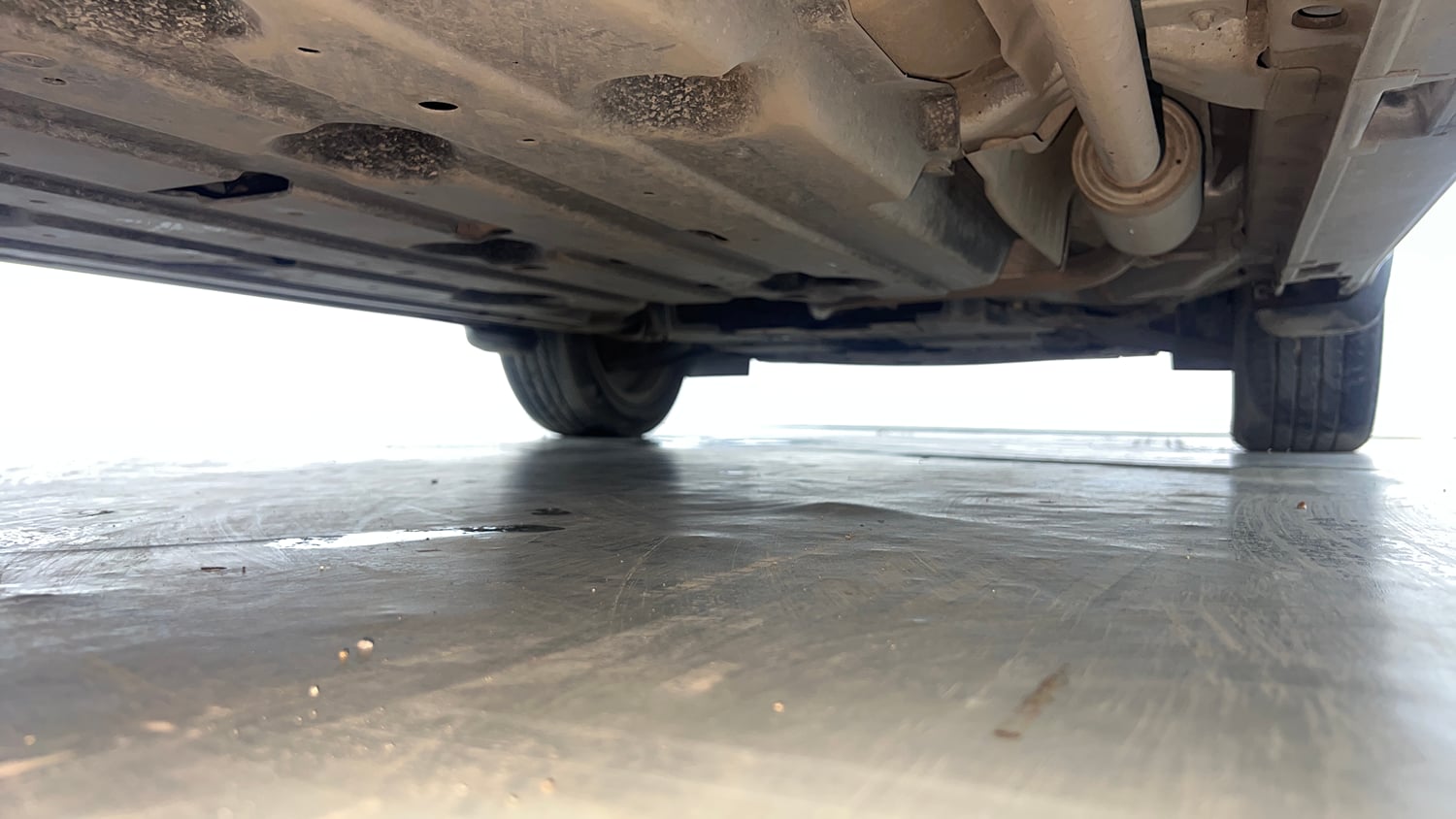 Used 2024 Honda Elevate ZX MT Petrol Manual extra REAR RIGHT UNDERBODY VIEW