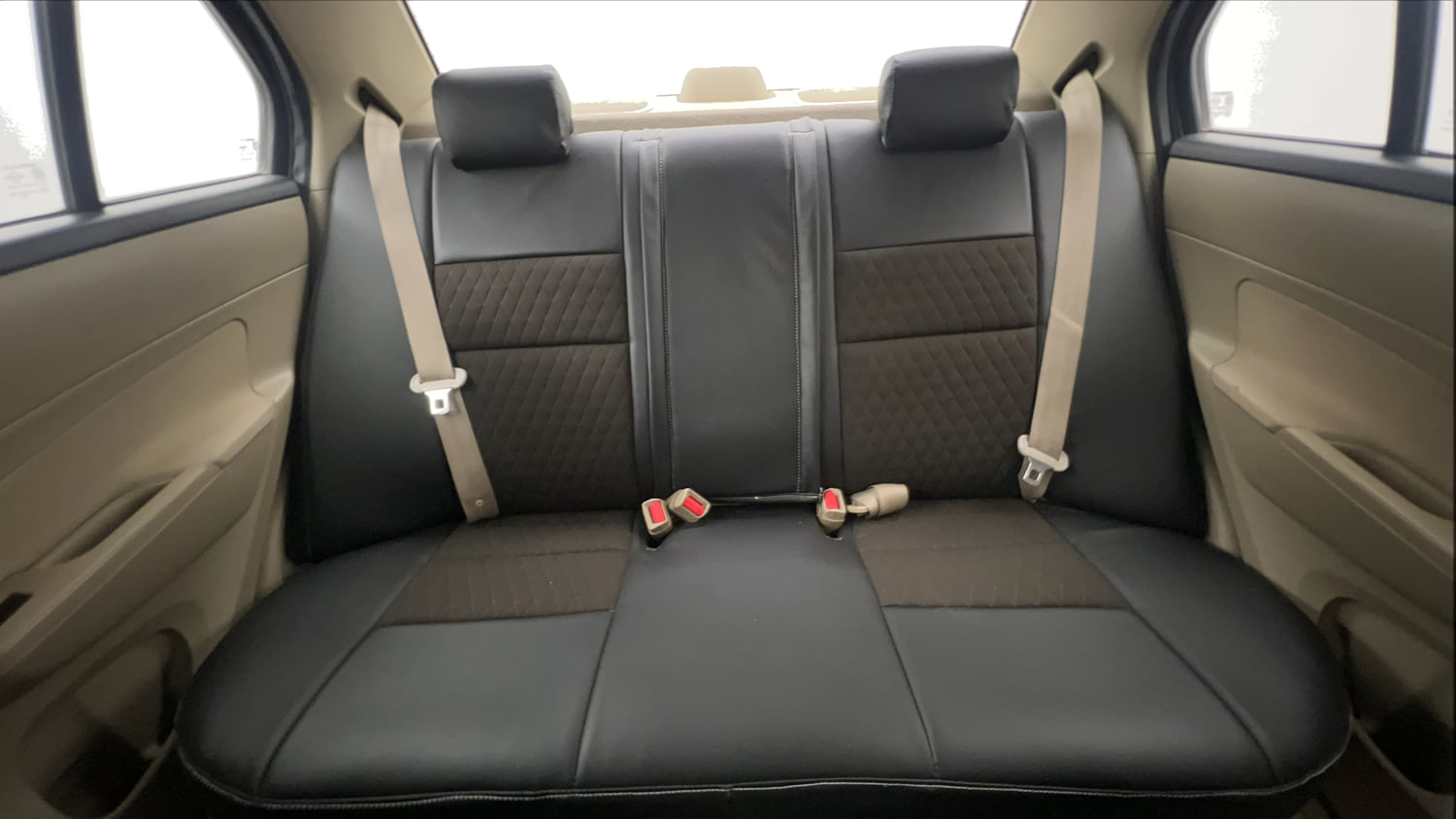 Used 2015 Maruti Suzuki Swift Dzire ZXI Petrol Manual interior REAR SEAT CONDITION VIEW