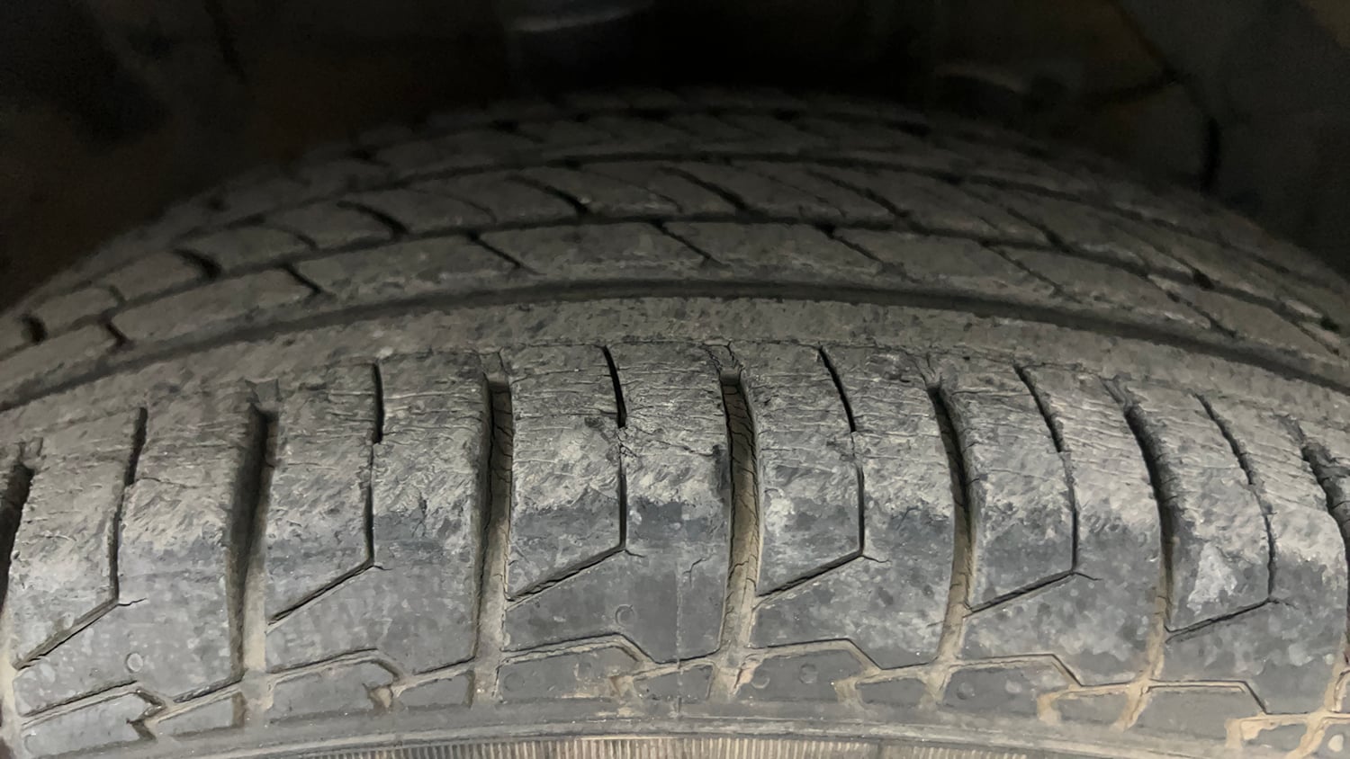 Used 2020 Maruti Suzuki S-Cross Zeta Petrol Manual tyres RIGHT FRONT TYRE TREAD VIEW