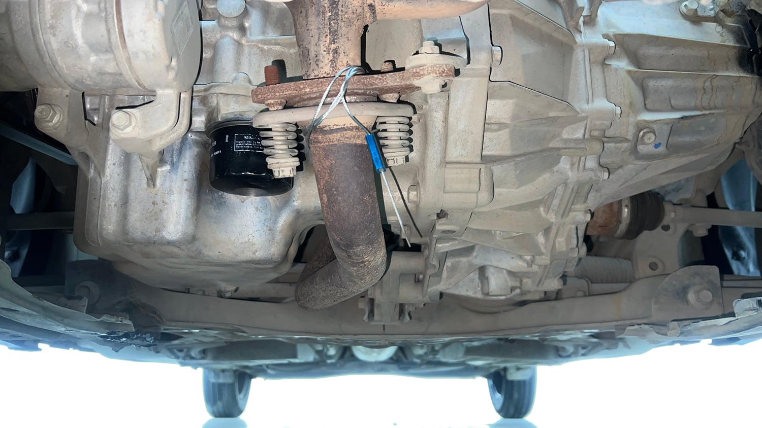 Used 2025 Maruti Suzuki Swift VXi CNG Cng Manual extra FRONT LEFT UNDERBODY VIEW