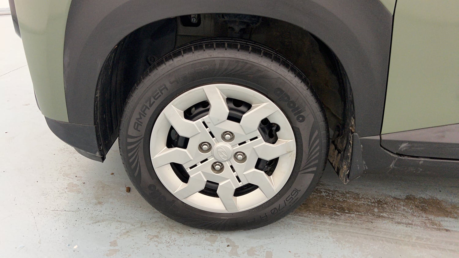 Used 2024 Hyundai Exter S 1.2 MT Petrol Manual tyres LEFT FRONT TYRE RIM VIEW