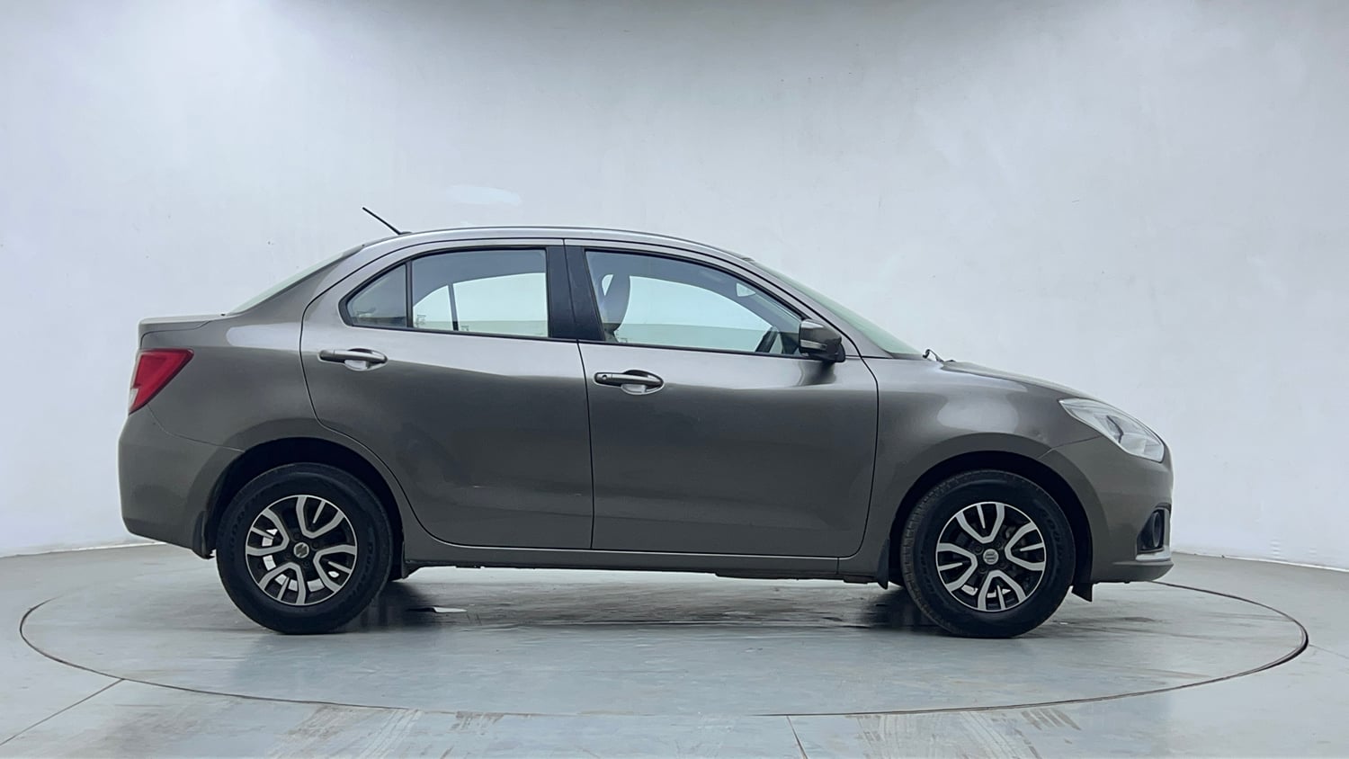 Used 2020 Maruti Suzuki Dzire VXi AGS Petrol Automatic exterior RIGHT SIDE VIEW