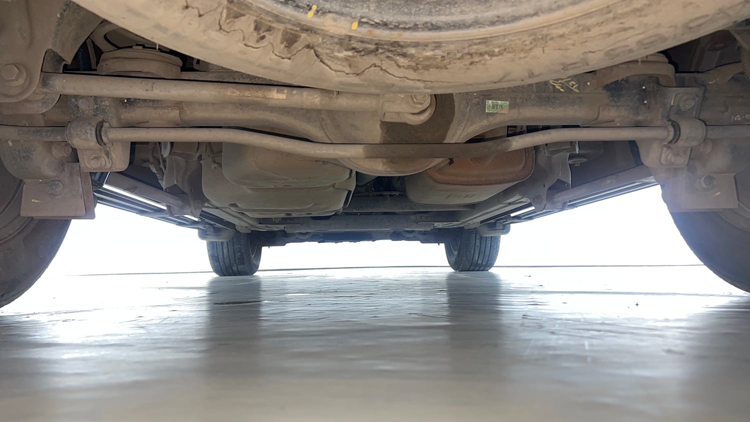 Used 2024 Mahindra Scorpio N Z8 L Diesel AT 2WD 7 STR Diesel Automatic extra REAR UNDERBODY VIEW (TAKEN FROM REAR)