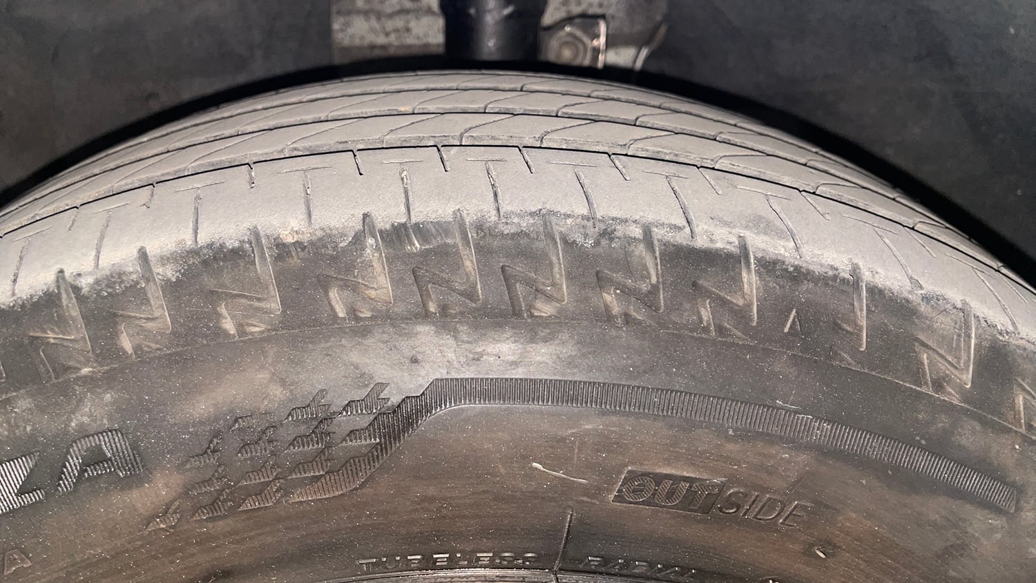 Used 2019 Ford Figo Titanium 1.5 Ti-VCT AT Petrol Automatic tyres LEFT FRONT TYRE TREAD VIEW