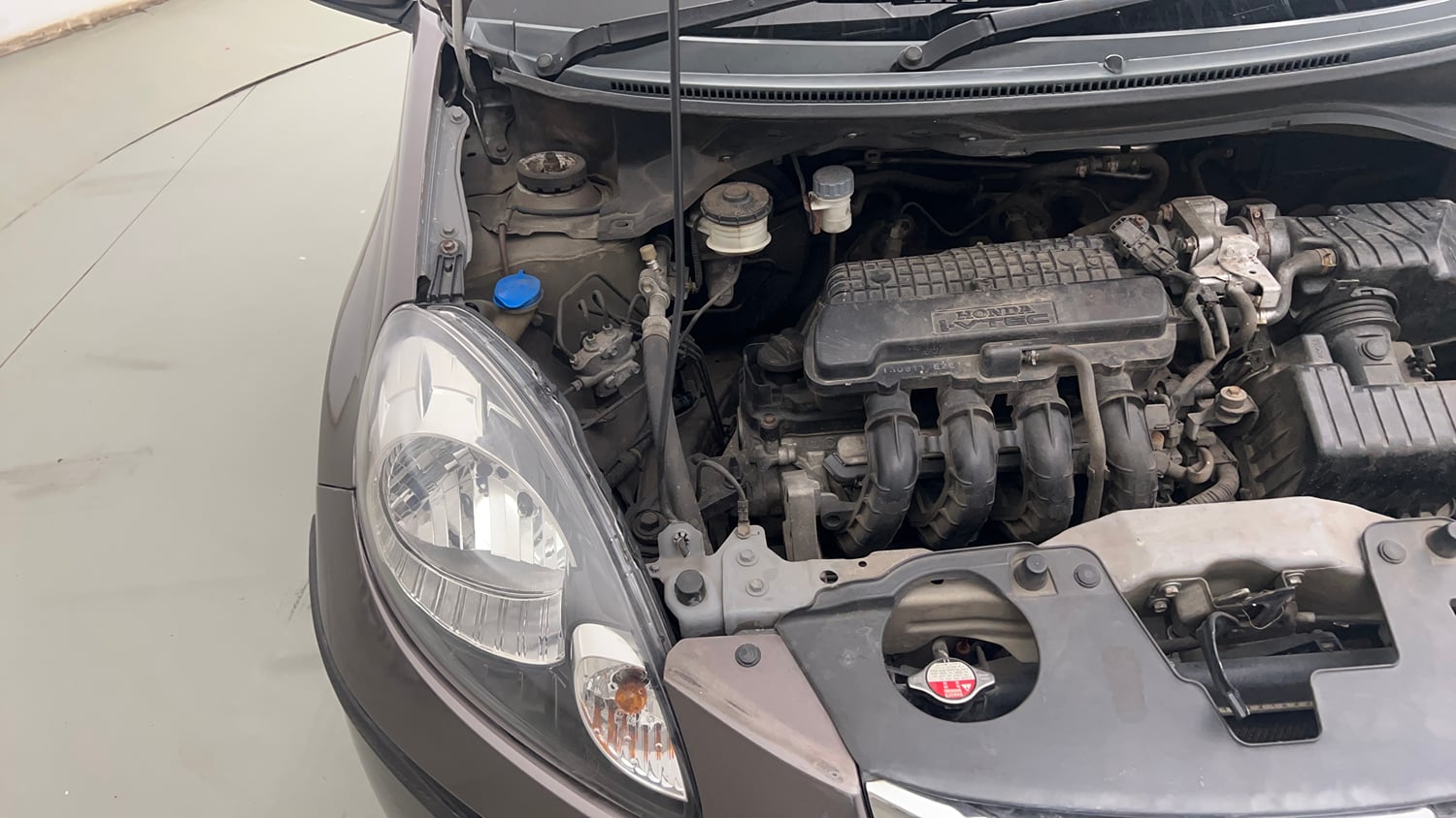 Used 2013 Honda Amaze 1.2 S i-VTEC Petrol Manual engine ENGINE RIGHT SIDE VIEW