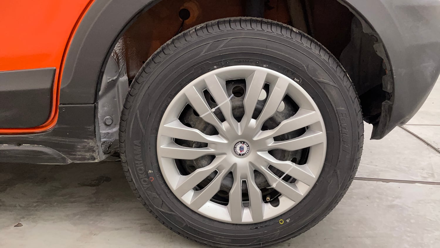 Used 2018 Maruti Suzuki Celerio X Zxi (O) AMT Petrol Automatic tyres LEFT REAR TYRE RIM VIEW