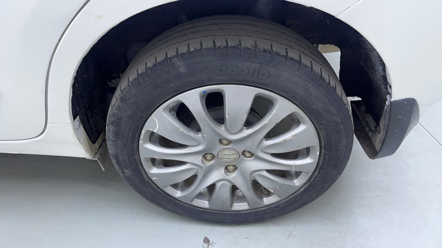 Used 2018 Maruti Suzuki Baleno Alpha 1.2 AT Petrol Automatic tyres LEFT REAR TYRE RIM VIEW