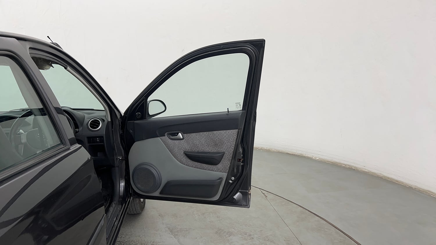 Used 2017 Maruti Suzuki Alto 800 LXi Petrol Manual interior RIGHT FRONT DOOR OPEN VIEW