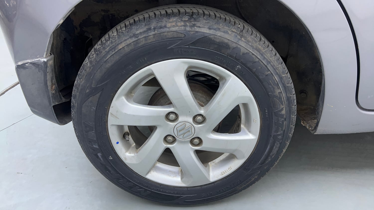 Used 2015 Maruti Suzuki Celerio ZXi Opt Petrol Manual tyres RIGHT REAR TYRE RIM VIEW