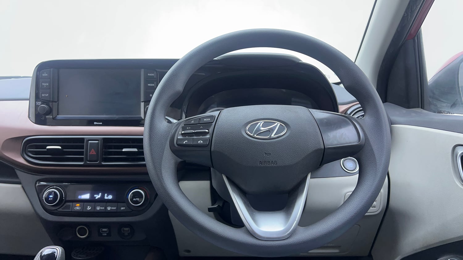 Used 2021 Hyundai Aura SX Plus 1.2 AMT Petrol Petrol Automatic interior STEERING VIEW