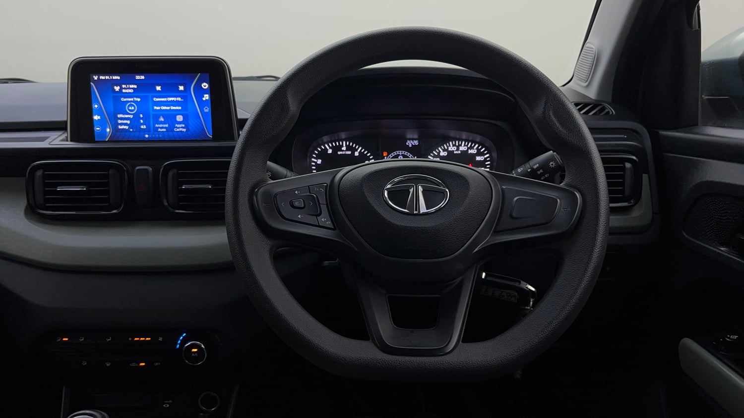 Used 2023 Tata Punch Adventure Rhythm Pack MT Petrol Manual top_features Steering mounted controls
