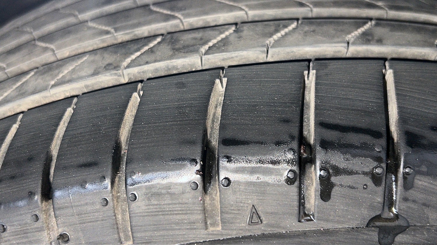Used 2023 Honda City ZX Petrol CVT Petrol Automatic tyres RIGHT FRONT TYRE TREAD VIEW