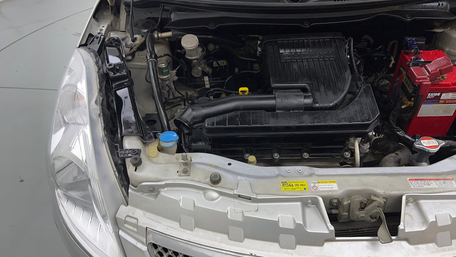 Used 2015 Maruti Suzuki Swift VXi Petrol Manual engine ENGINE RIGHT SIDE VIEW