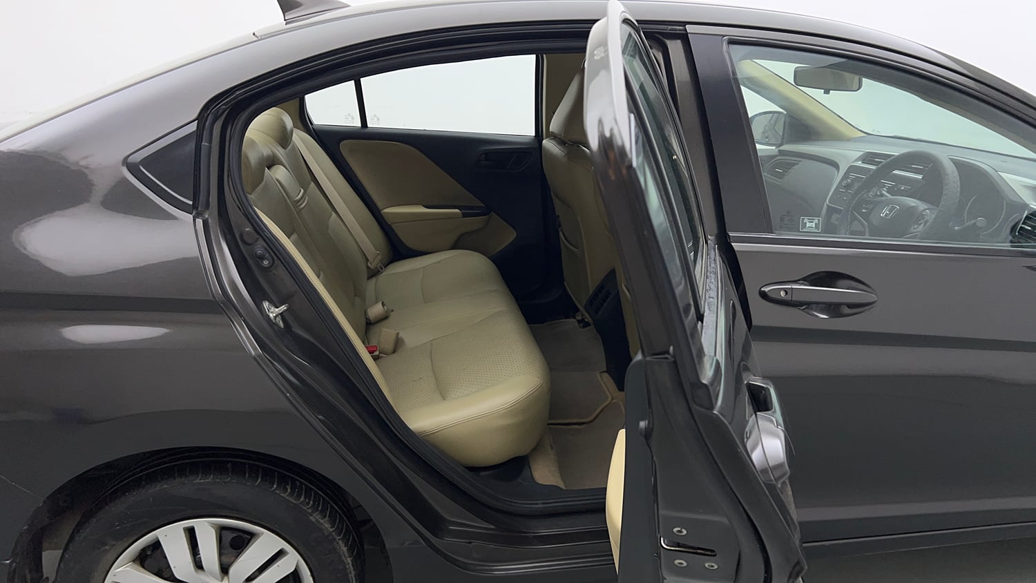 Used 2016 Honda City SV CVT Petrol Automatic interior RIGHT SIDE REAR DOOR CABIN VIEW