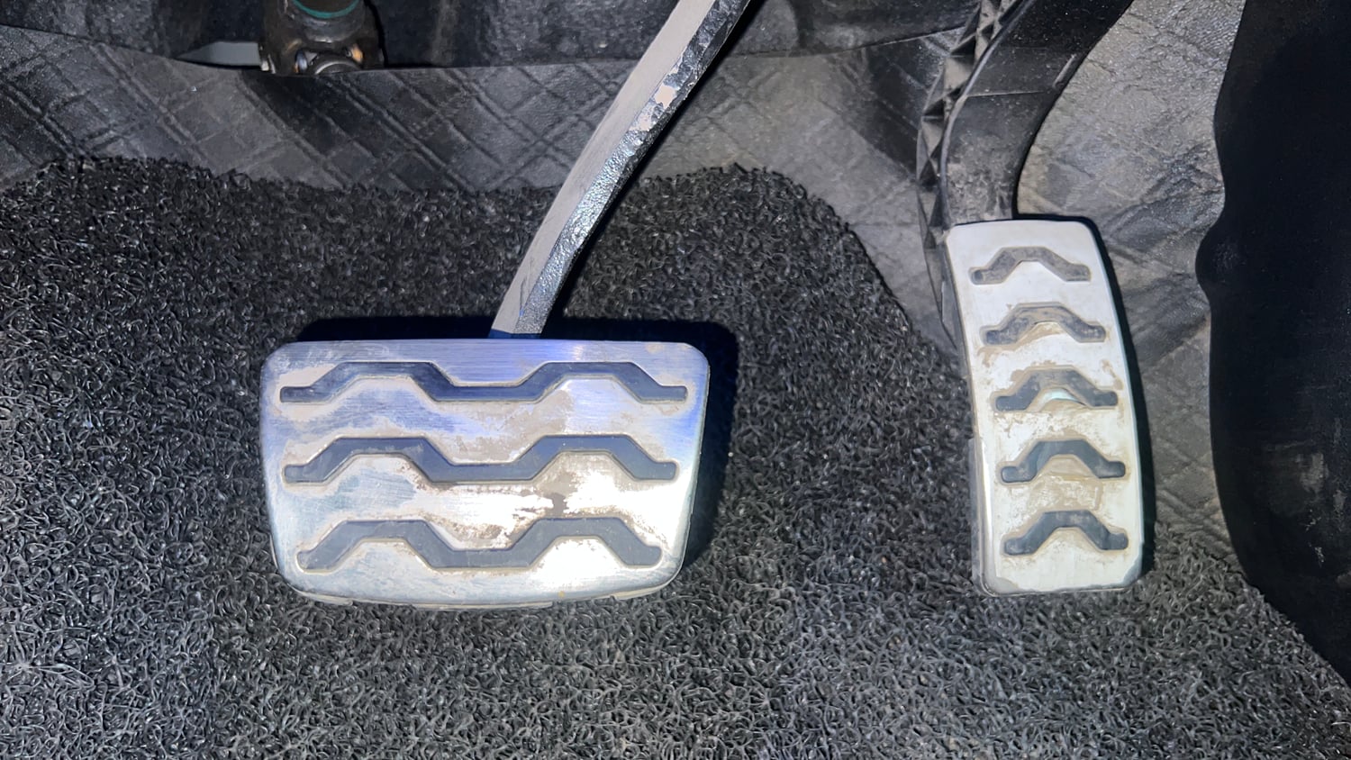 Used 2024 Hyundai Exter SX (O) 1.2 AMT Petrol Automatic interior PEDALS VIEW