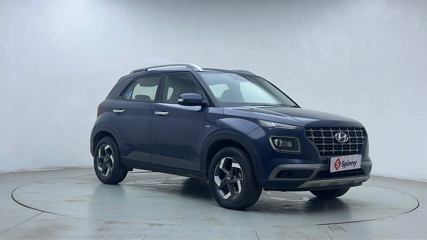 Used 2022 Hyundai Venue SX Plus 1.0 Turbo DCT Petrol Automatic exterior RIGHT FRONT CORNER VIEW
