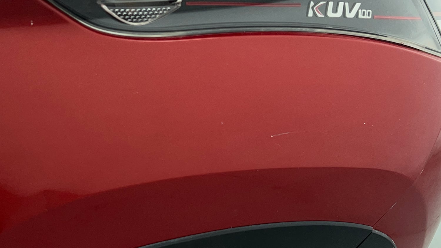Used 2016 Mahindra KUV100 K6+ 6 STR Petrol Manual dents MINOR SCRATCH