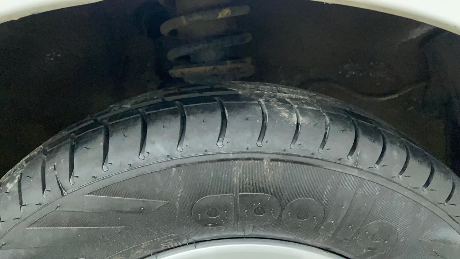 Used 2020 Maruti Suzuki Alto 800 LXi Petrol Manual tyres RIGHT FRONT TYRE TREAD VIEW