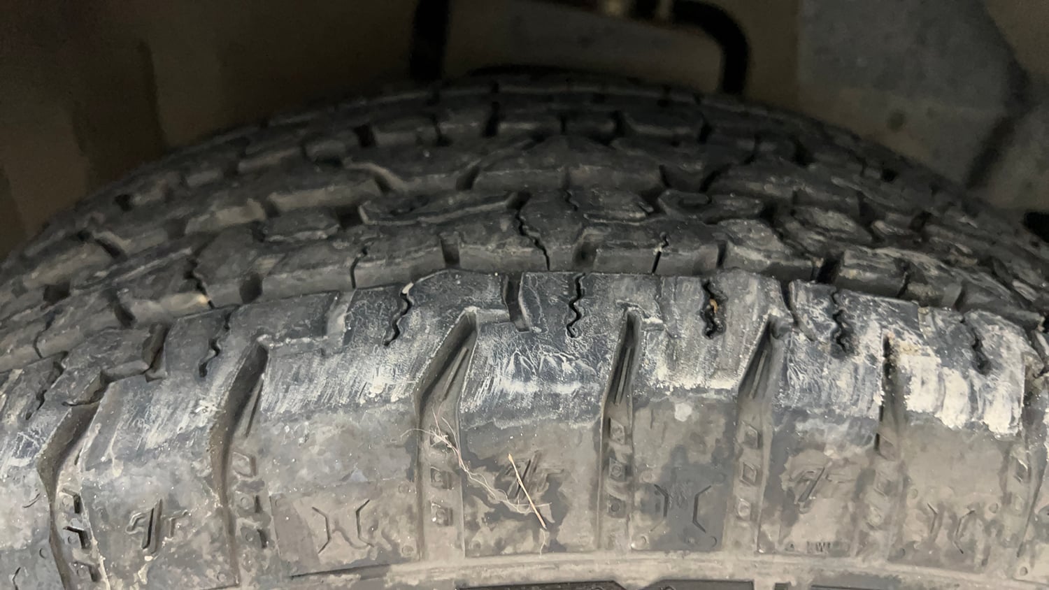 Used 2024 Mahindra Thar LX Hard Top Petrol AT RWD Petrol Automatic tyres RIGHT FRONT TYRE TREAD VIEW