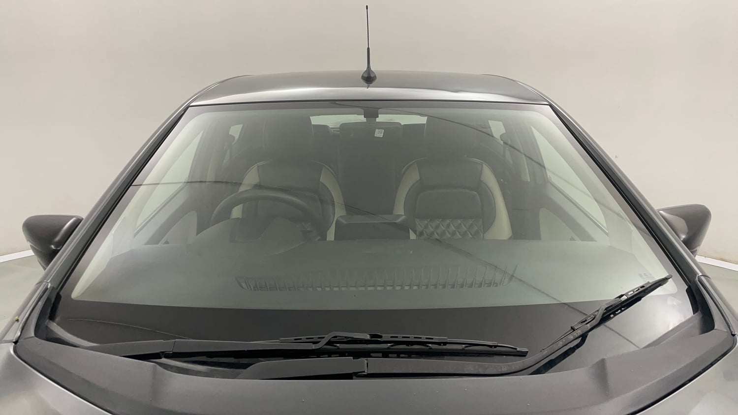 Used 2022 Tata Altroz XM Plus Petrol Petrol Manual exterior FRONT WINDSHIELD VIEW